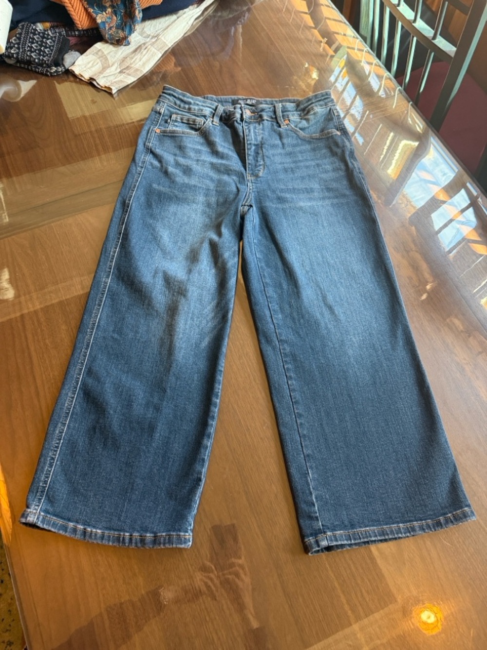 Judy Blue Wide Leg Crop size 11/30 - Picture 2 of 10